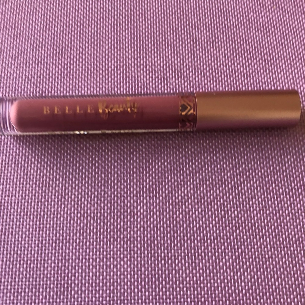 Belle Beauty Kisser Fixer